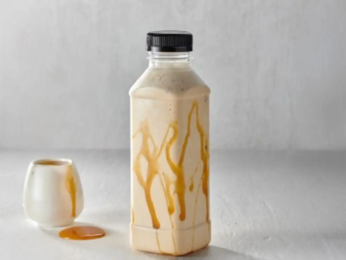 Vanilla Caramel Milkshake