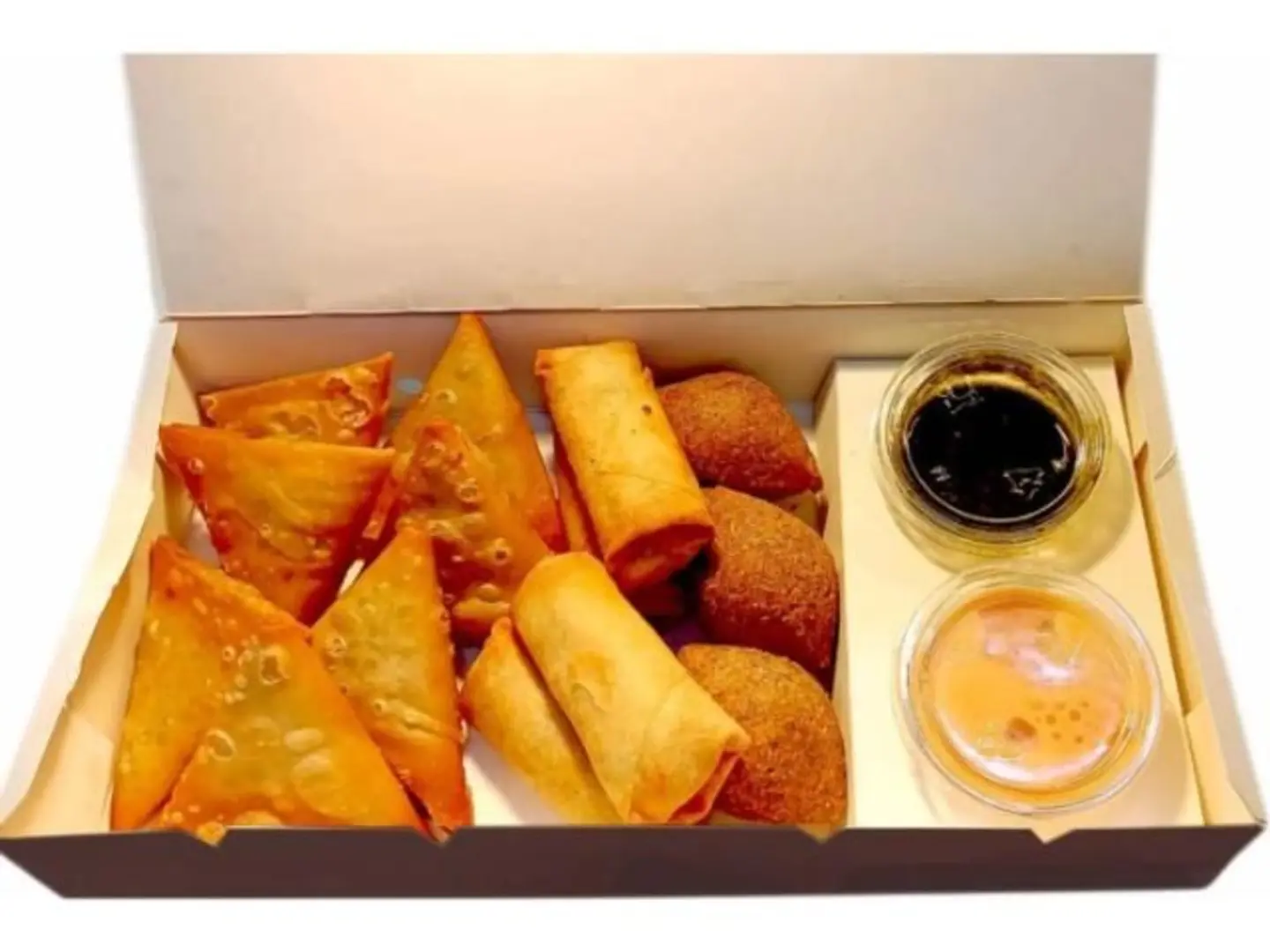 بوكس مشكل سمبوسة مع كبة مع بف مع اصابع جبن