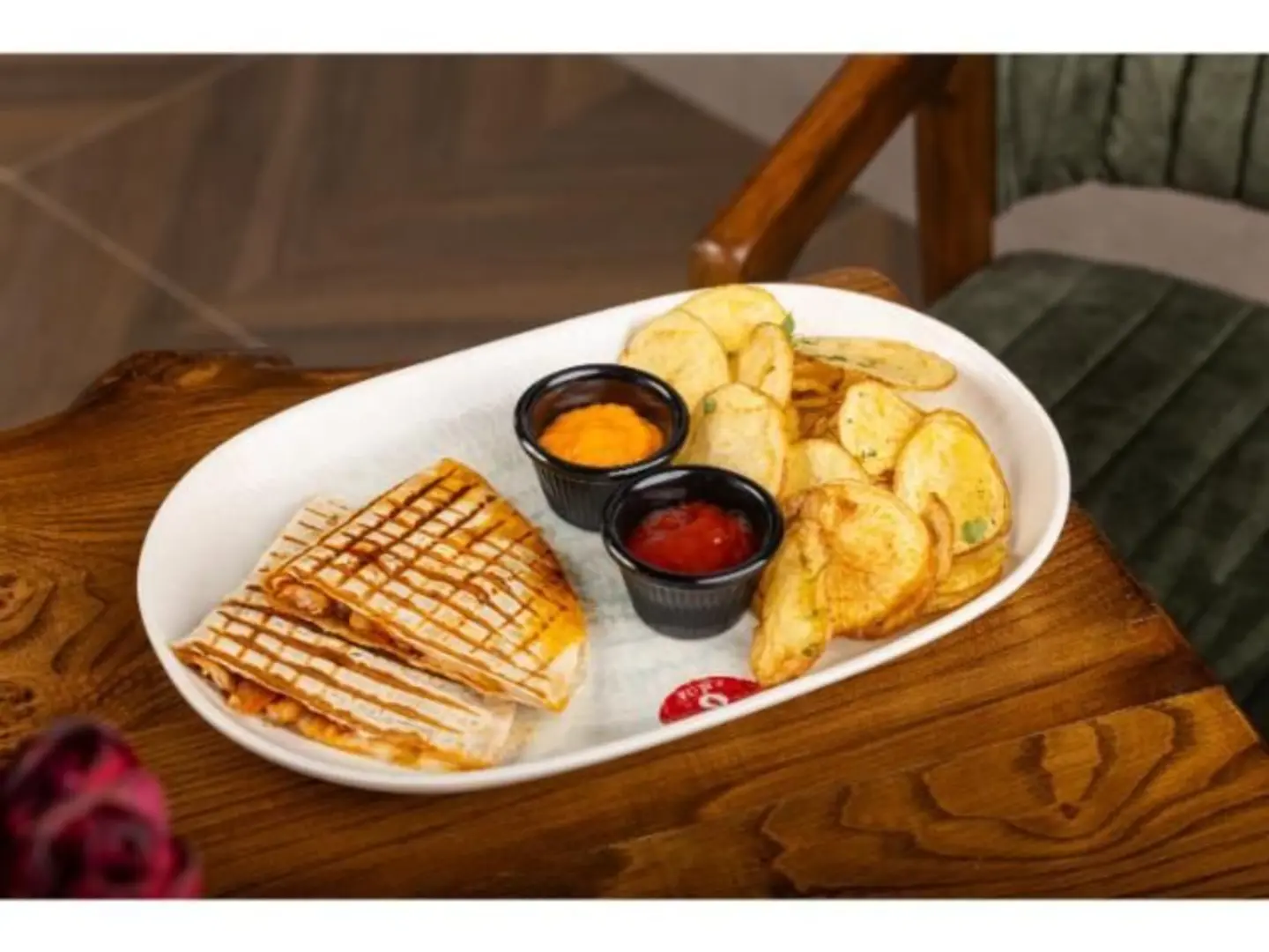 تشكن كساديا