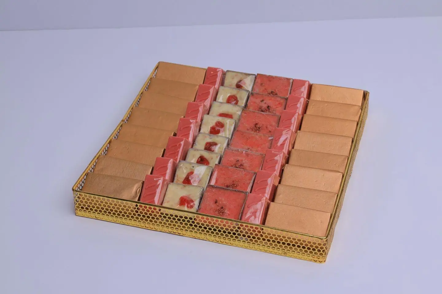 صحن مربع ستانلس