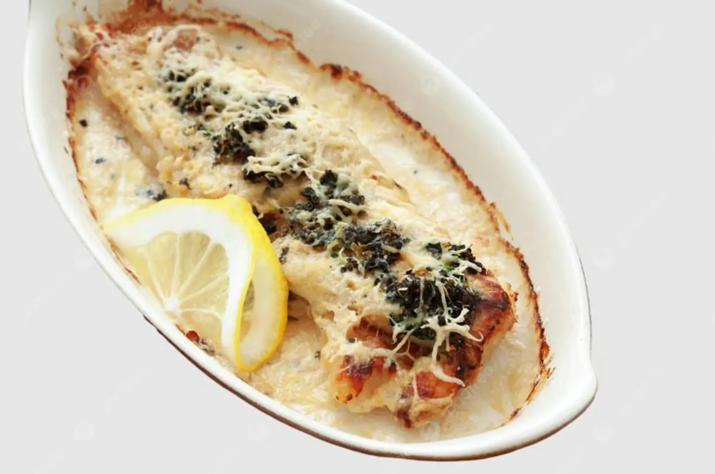 طاجن سمك بالطحينة