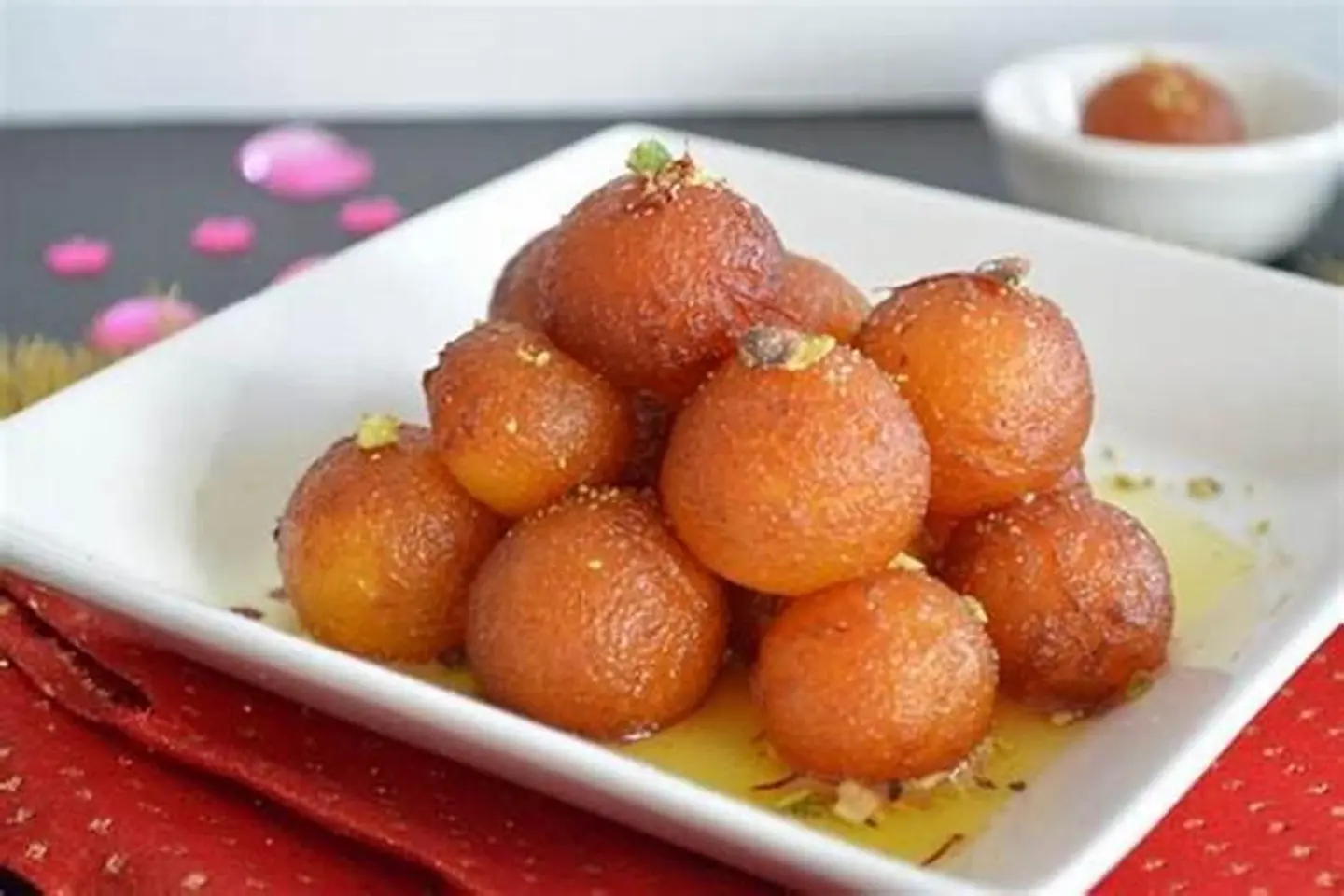 Gulab Jamun 2pcs