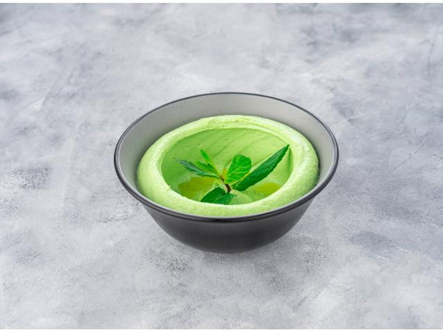 Pesto Hummus