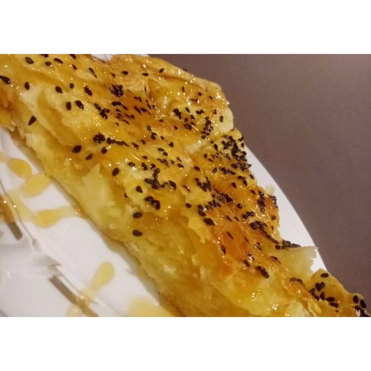 بنت الصحن جبن عسل