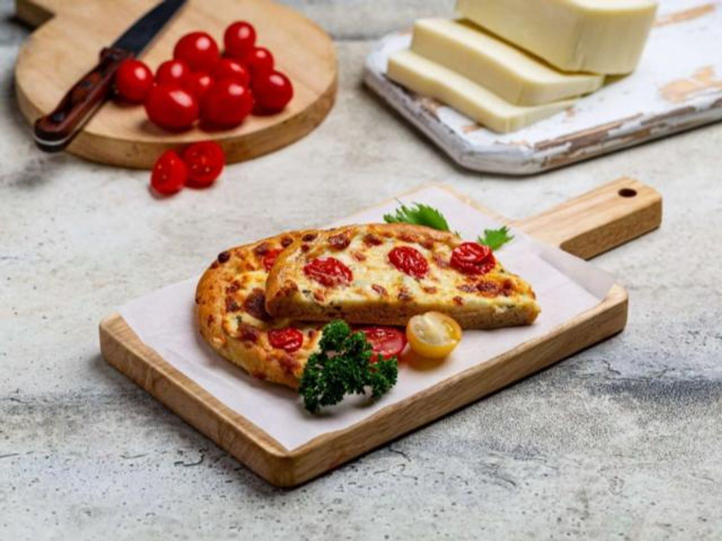 Cheese With Tomato Pie