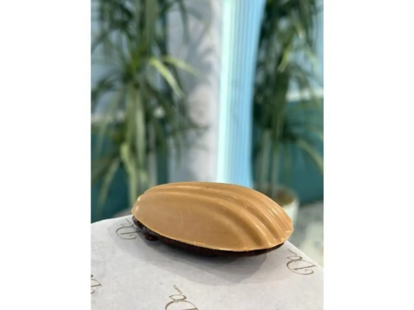 مادلين دارك كراميل