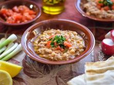 علبة فول طشة