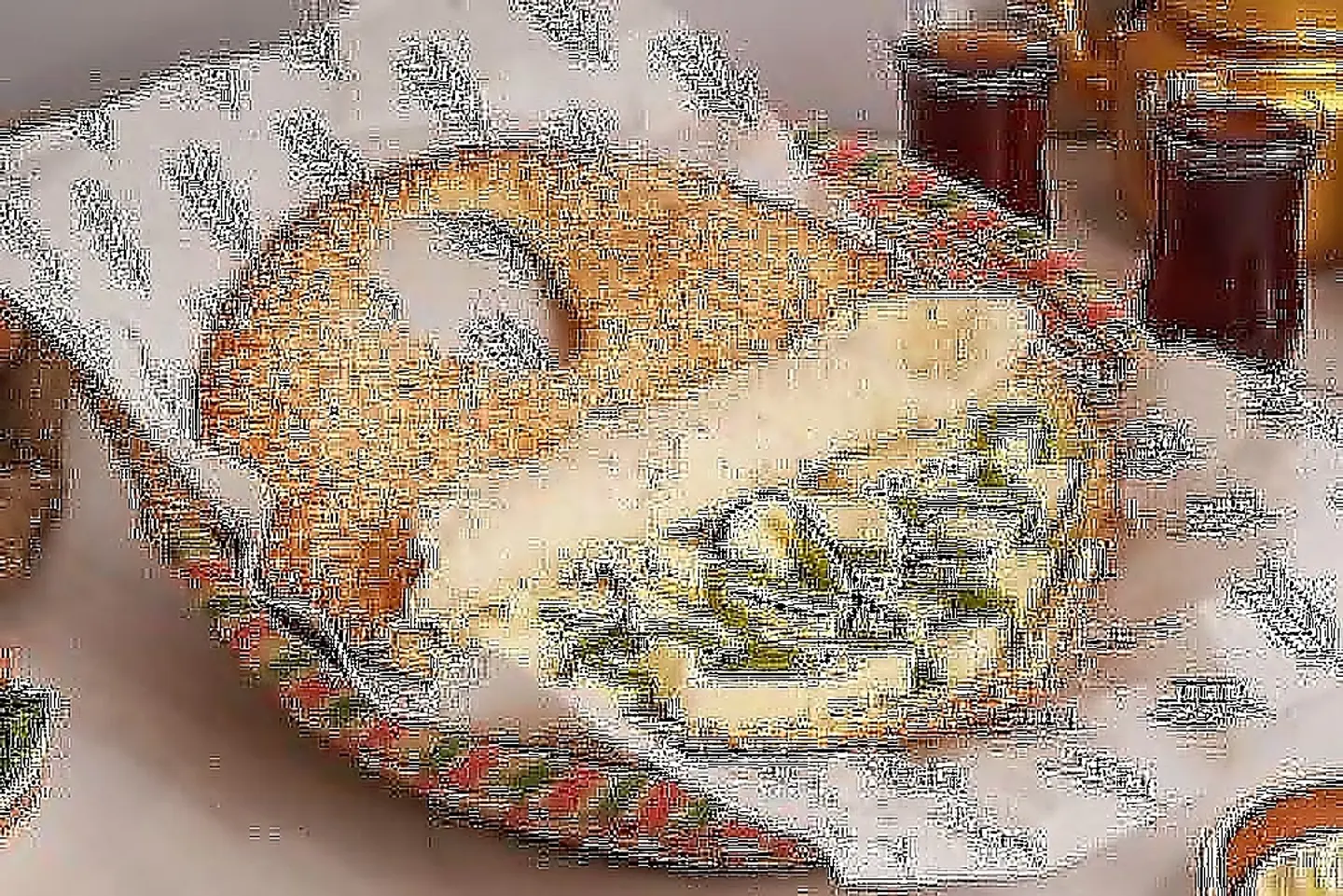 Kaak Halloumi With Pesto