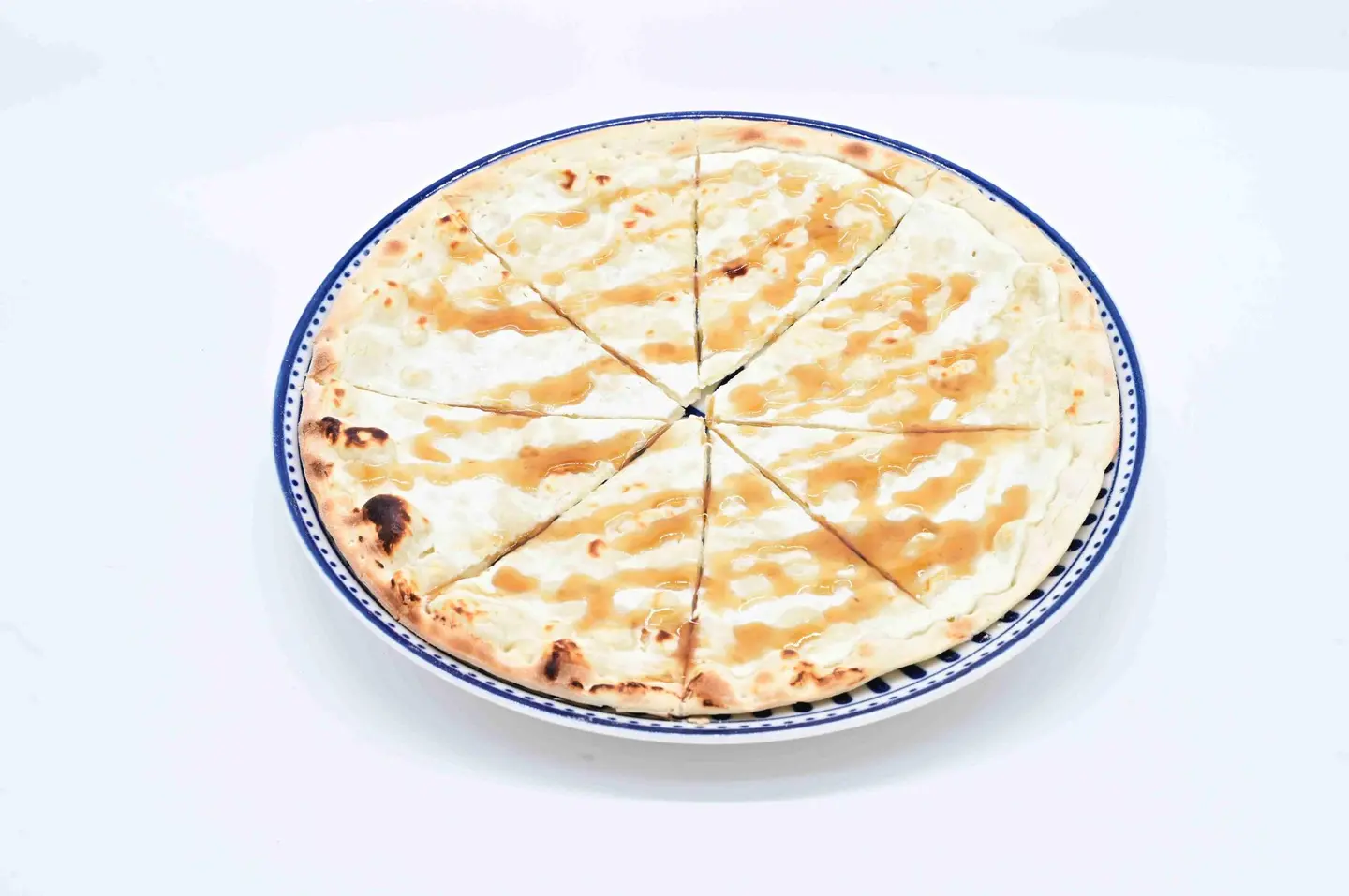 مناقيش لبنه و عسل