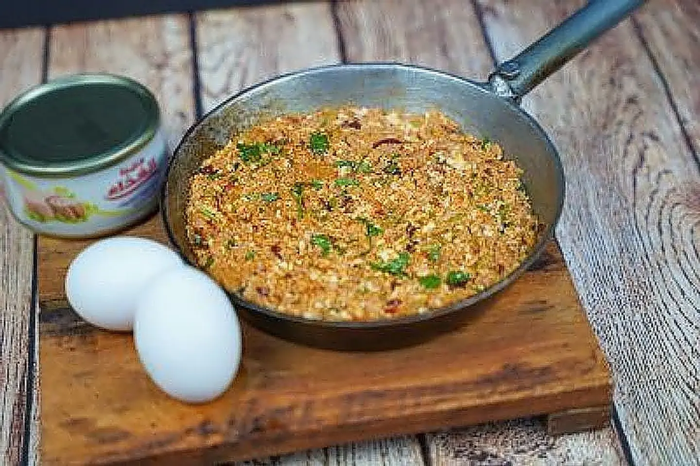Tuna With Eggs