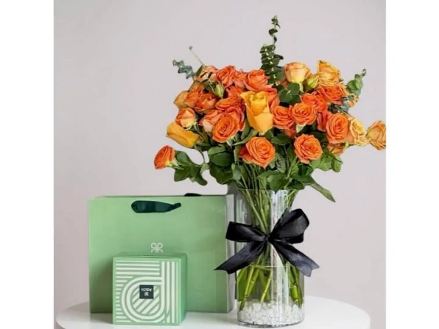 فازة بيبي روز برتقالي مع شوكلاتة باتشي