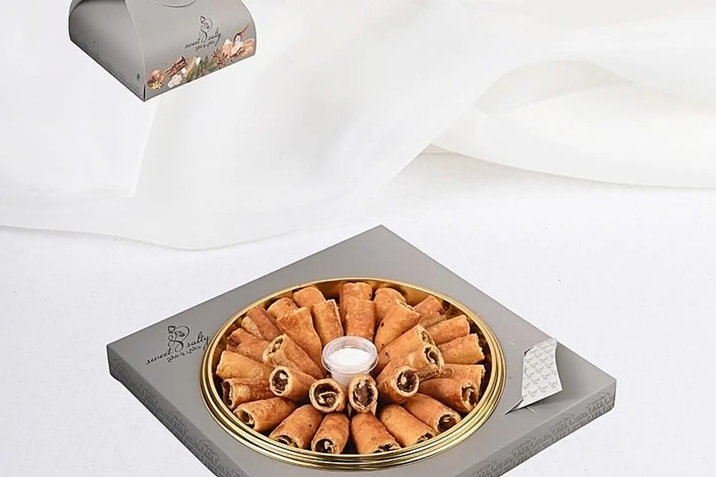 رولات تمر زمان مقلي البوكس ٣٢حبه