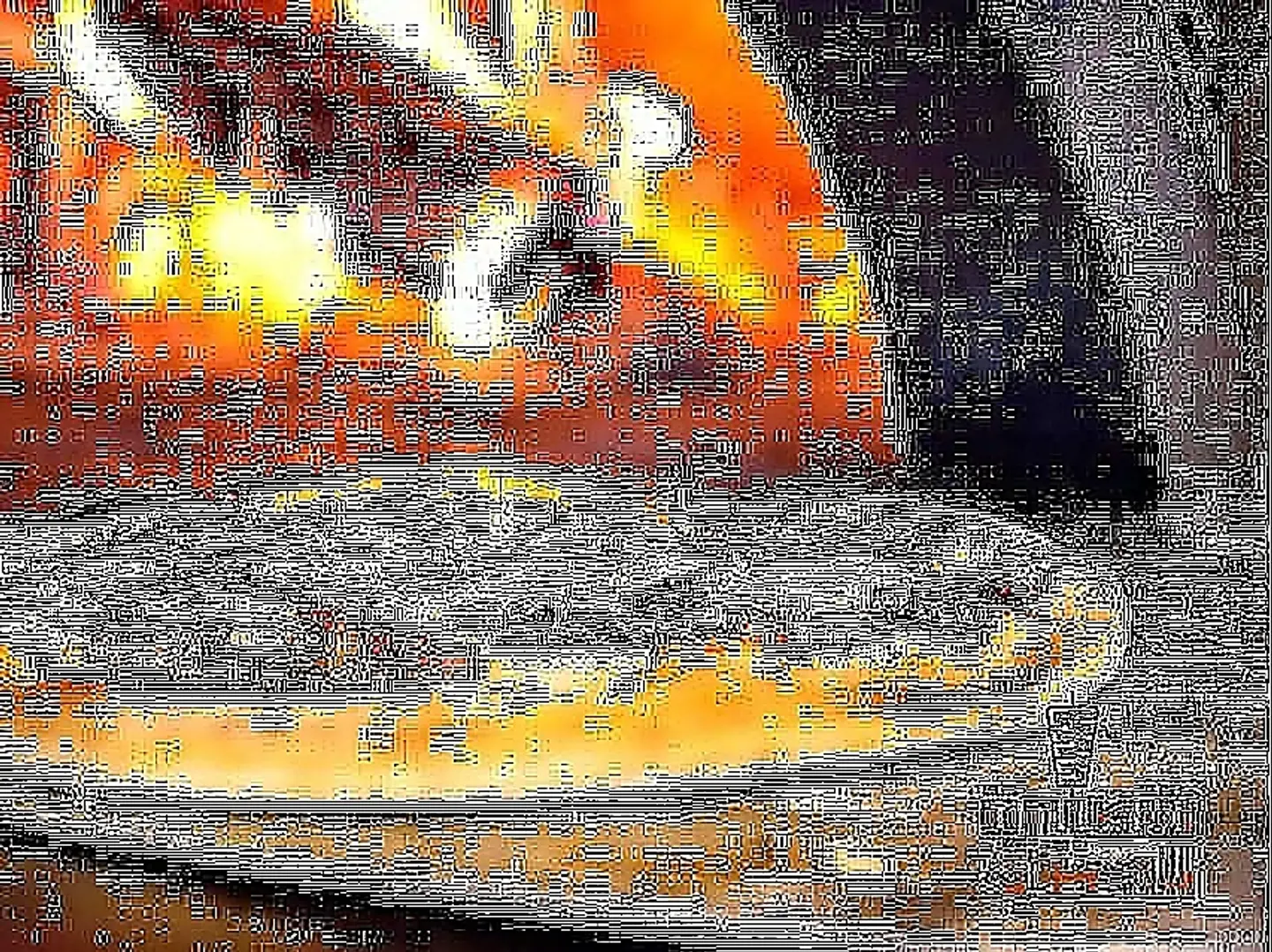 بيتزا شطيرة الحطب صغير