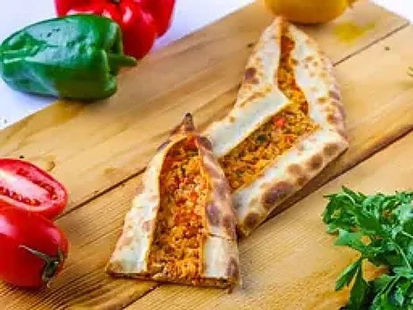فطيرة لحم بالبيض