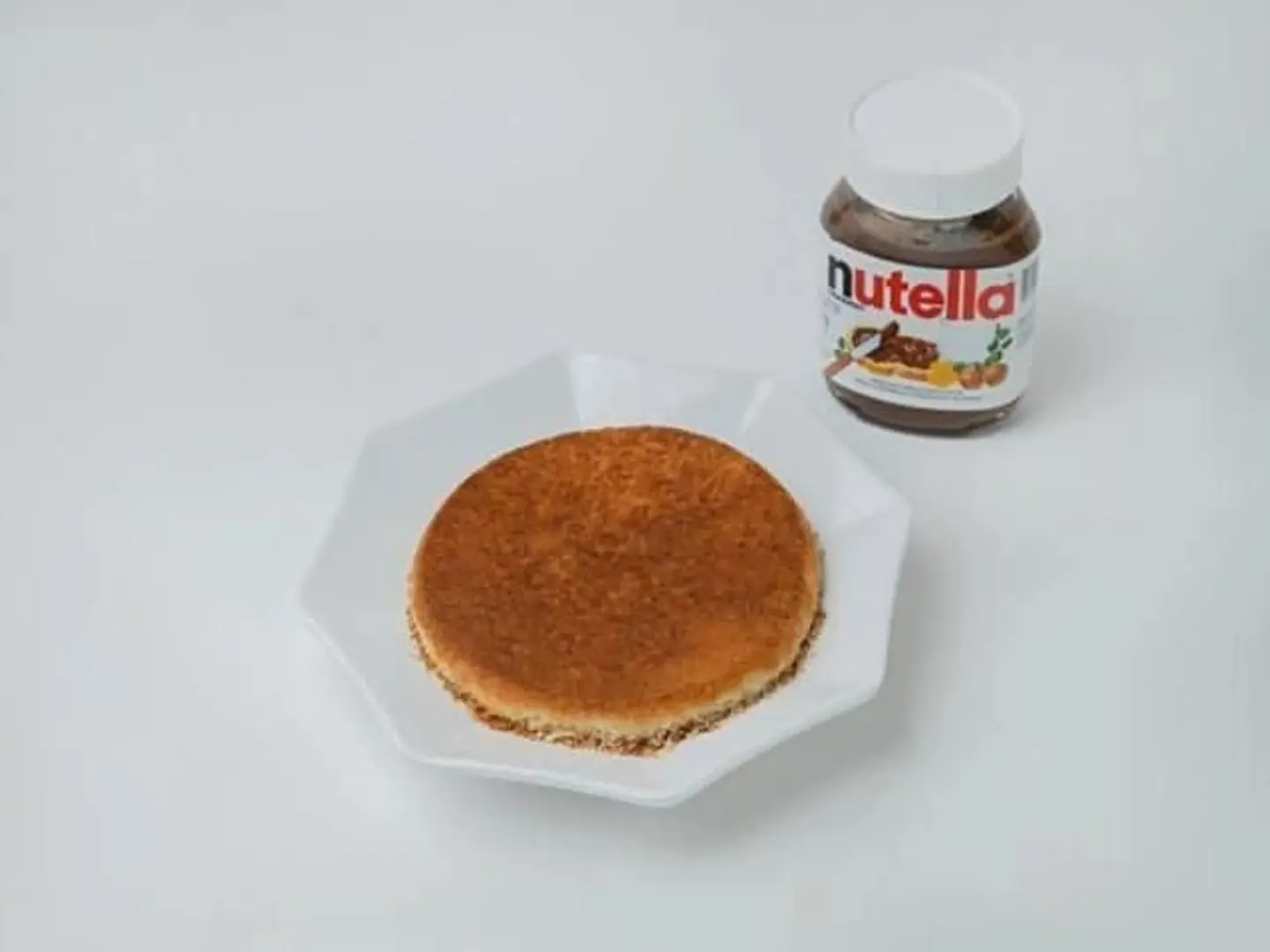 Round Kunafa With Nutella