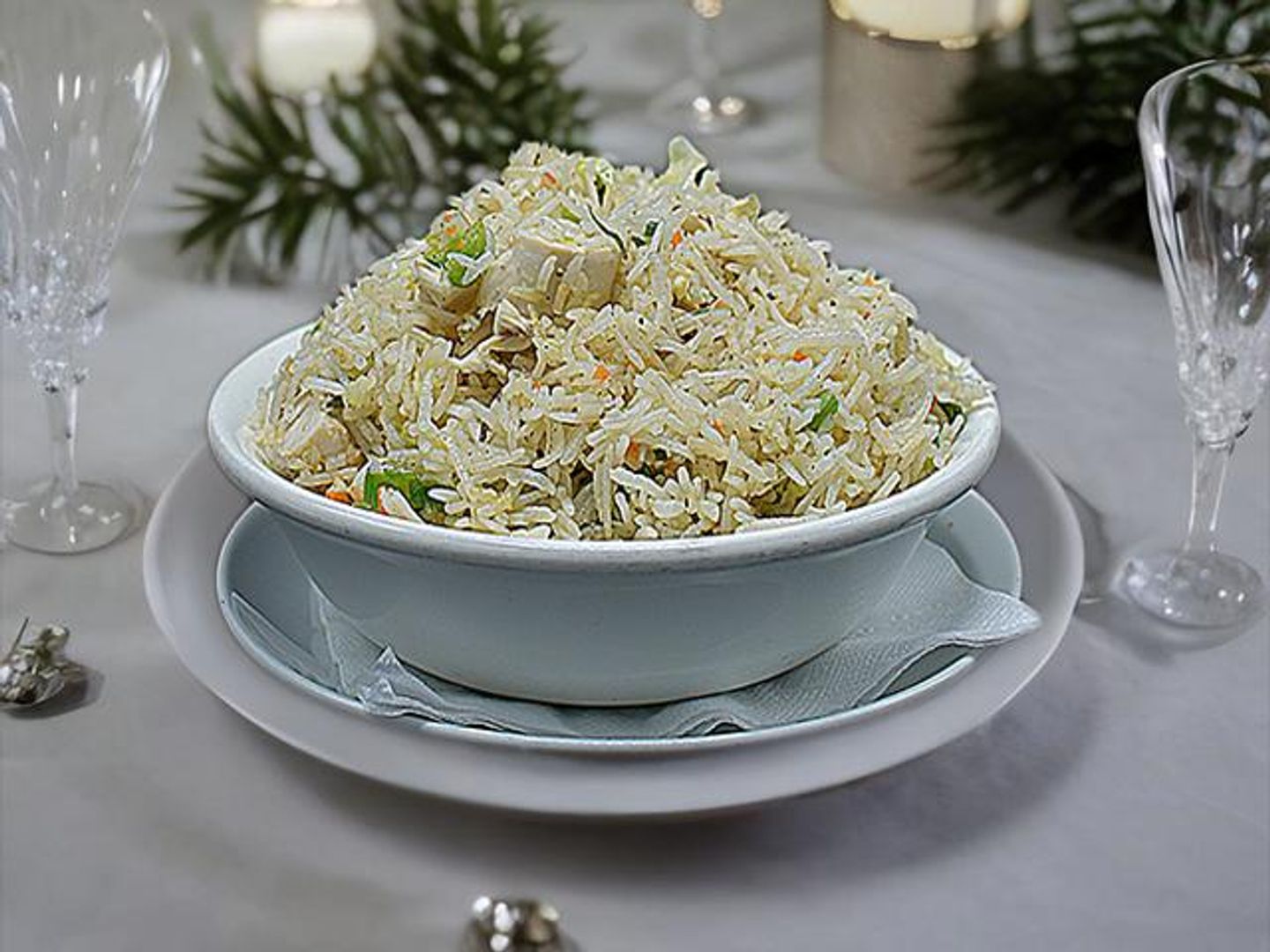 أرز مقلية مع دجاج