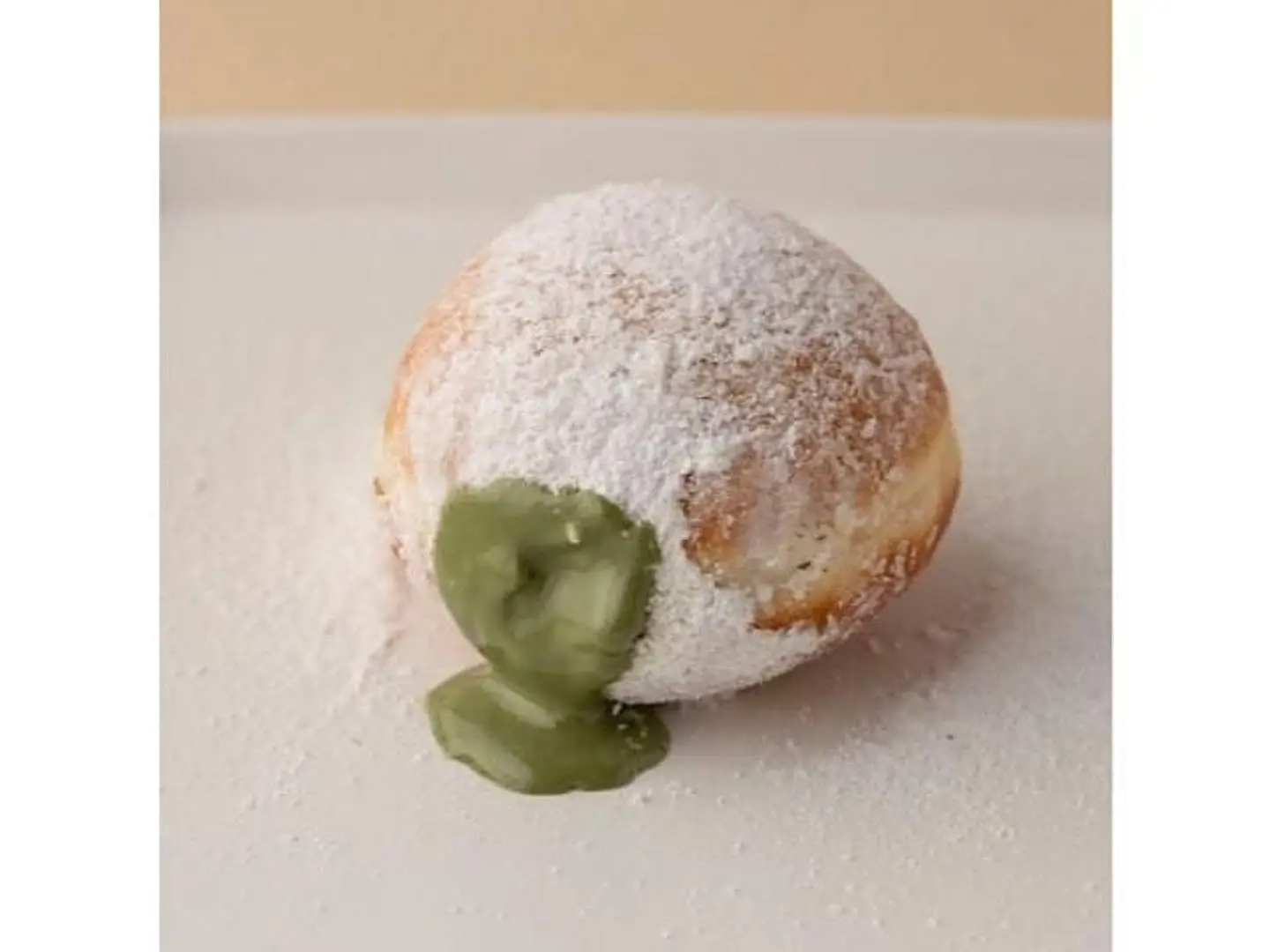 دونات بستاشيو