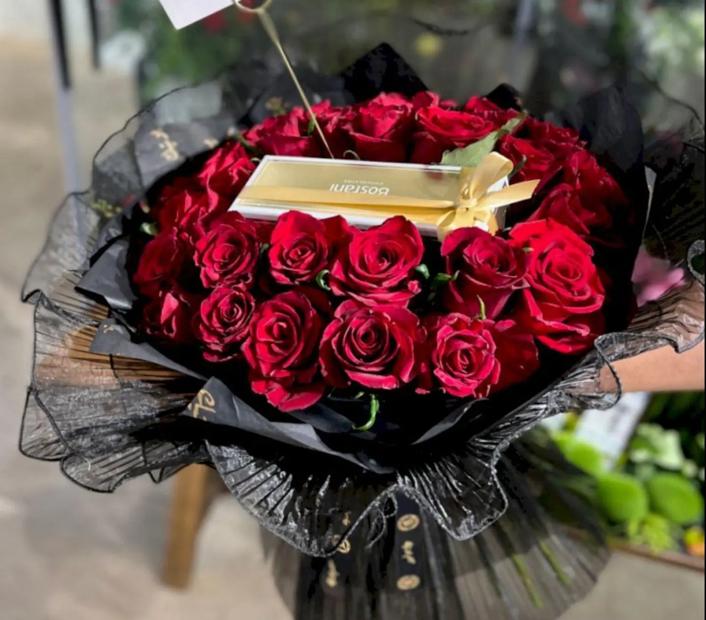 Love Bouquet With Bostani Chocolate