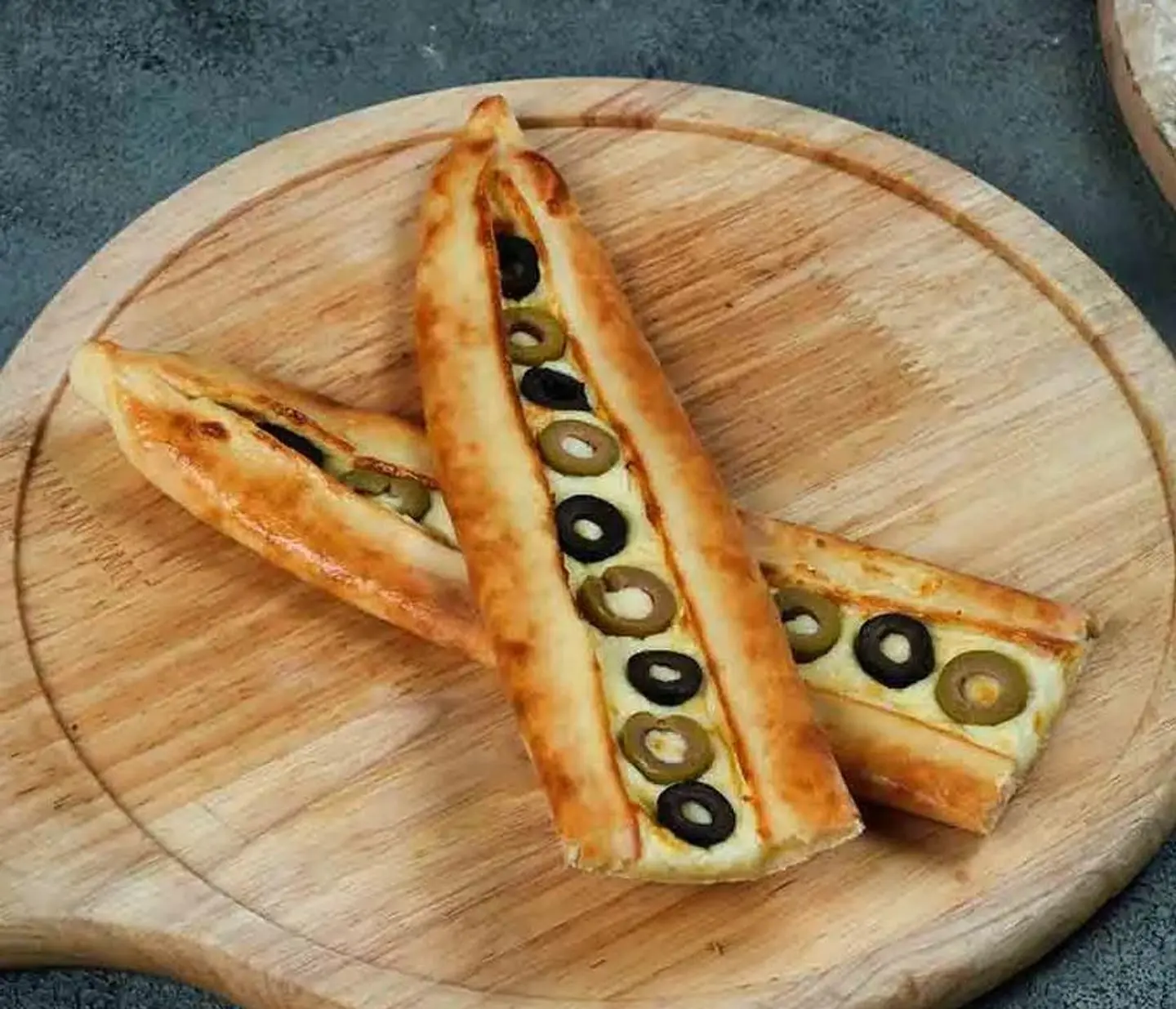Cheese And Olive Pie