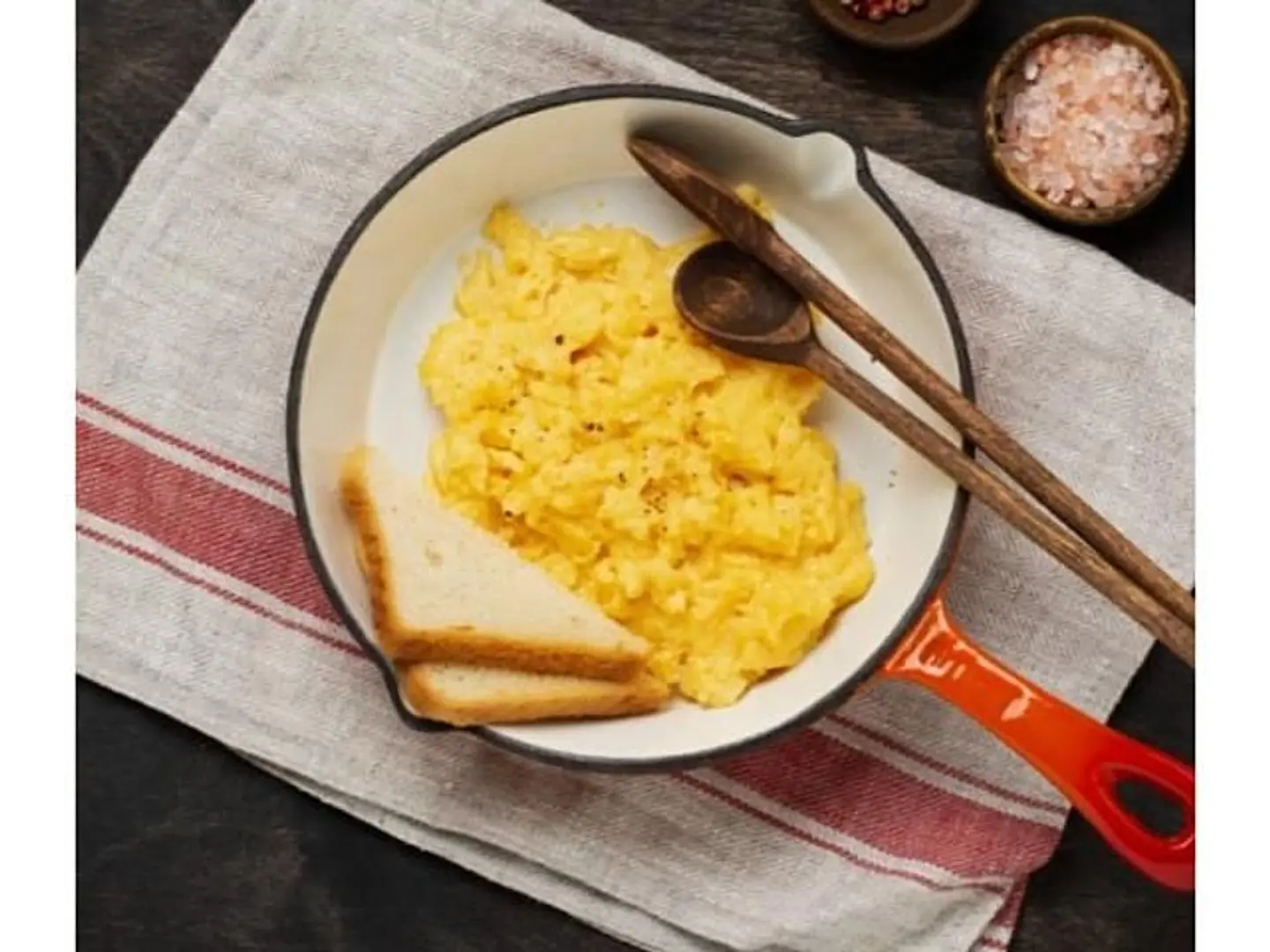 Fried Eggs With Cheese