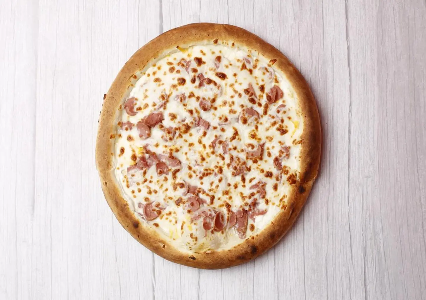 Labneh Pizza With Hot Dog