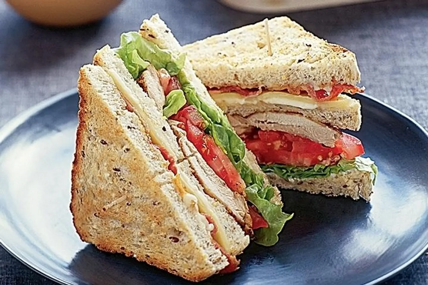 Single Club Chicken Sandwich