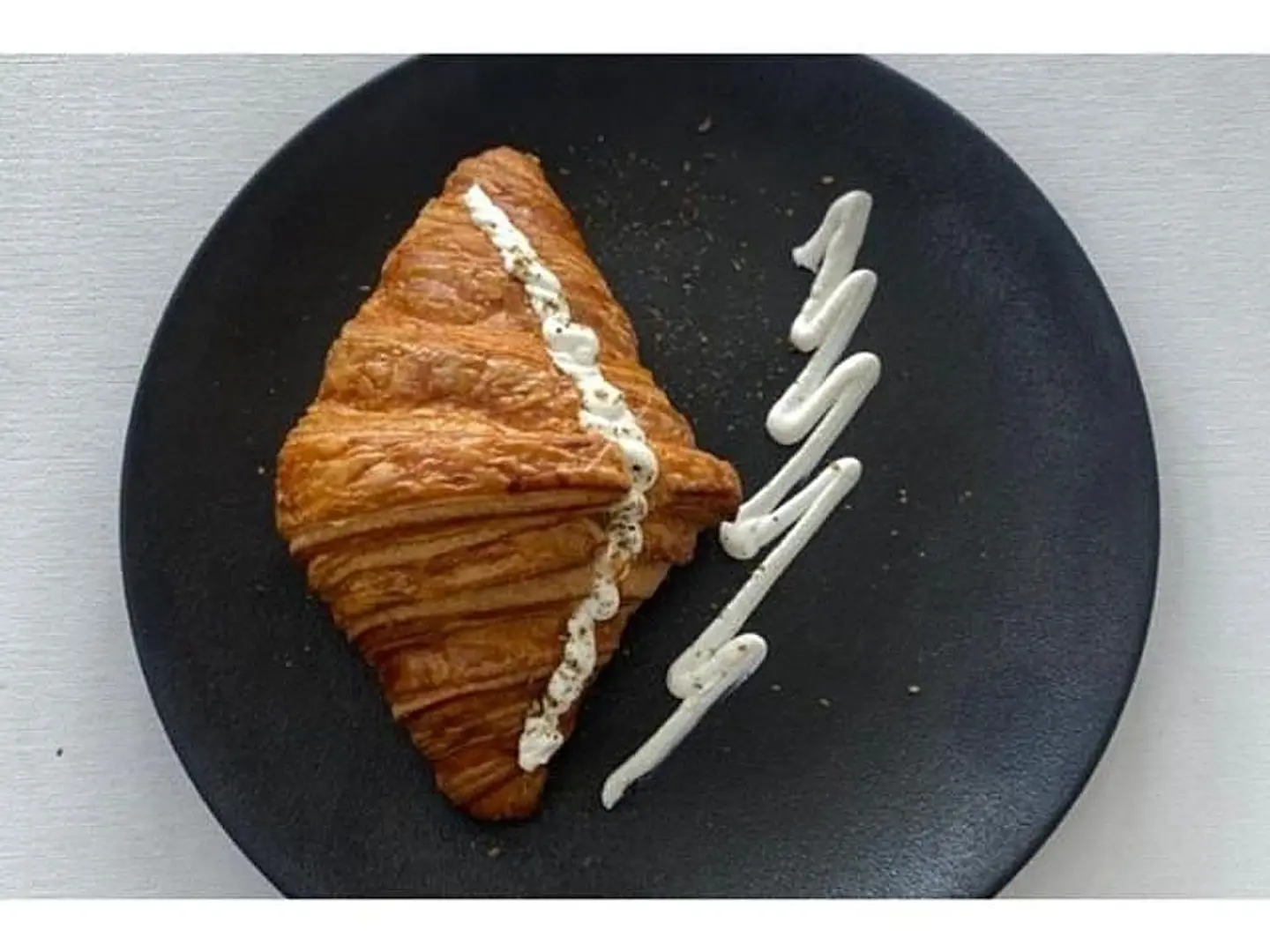 Labneh Croissant