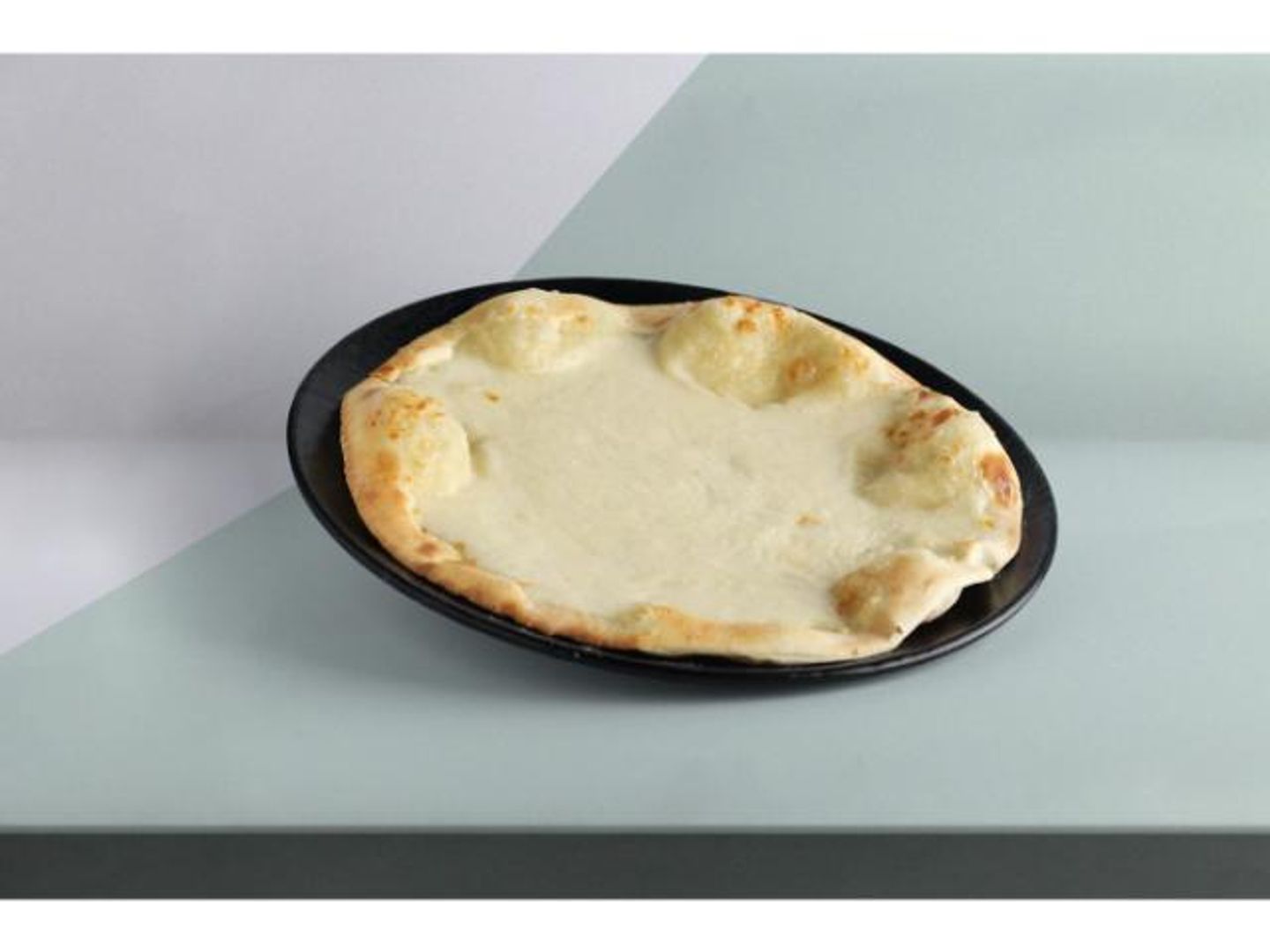 Manakish Akkawi Cheese