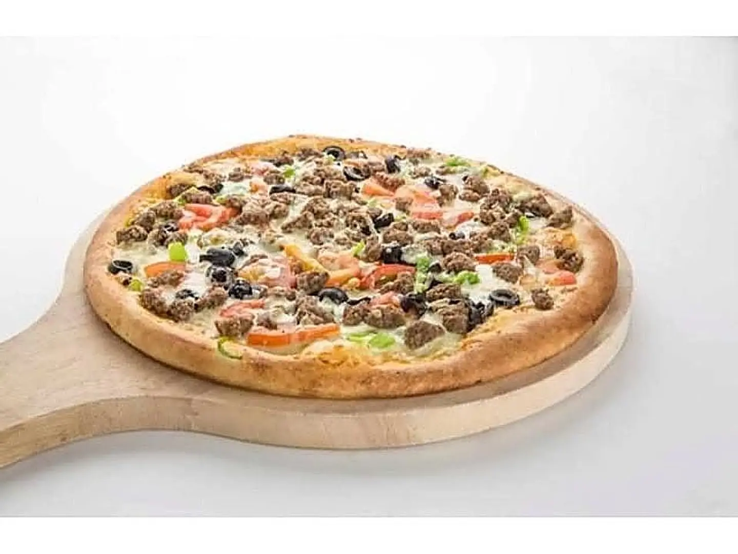 بيتزا قطع لحم