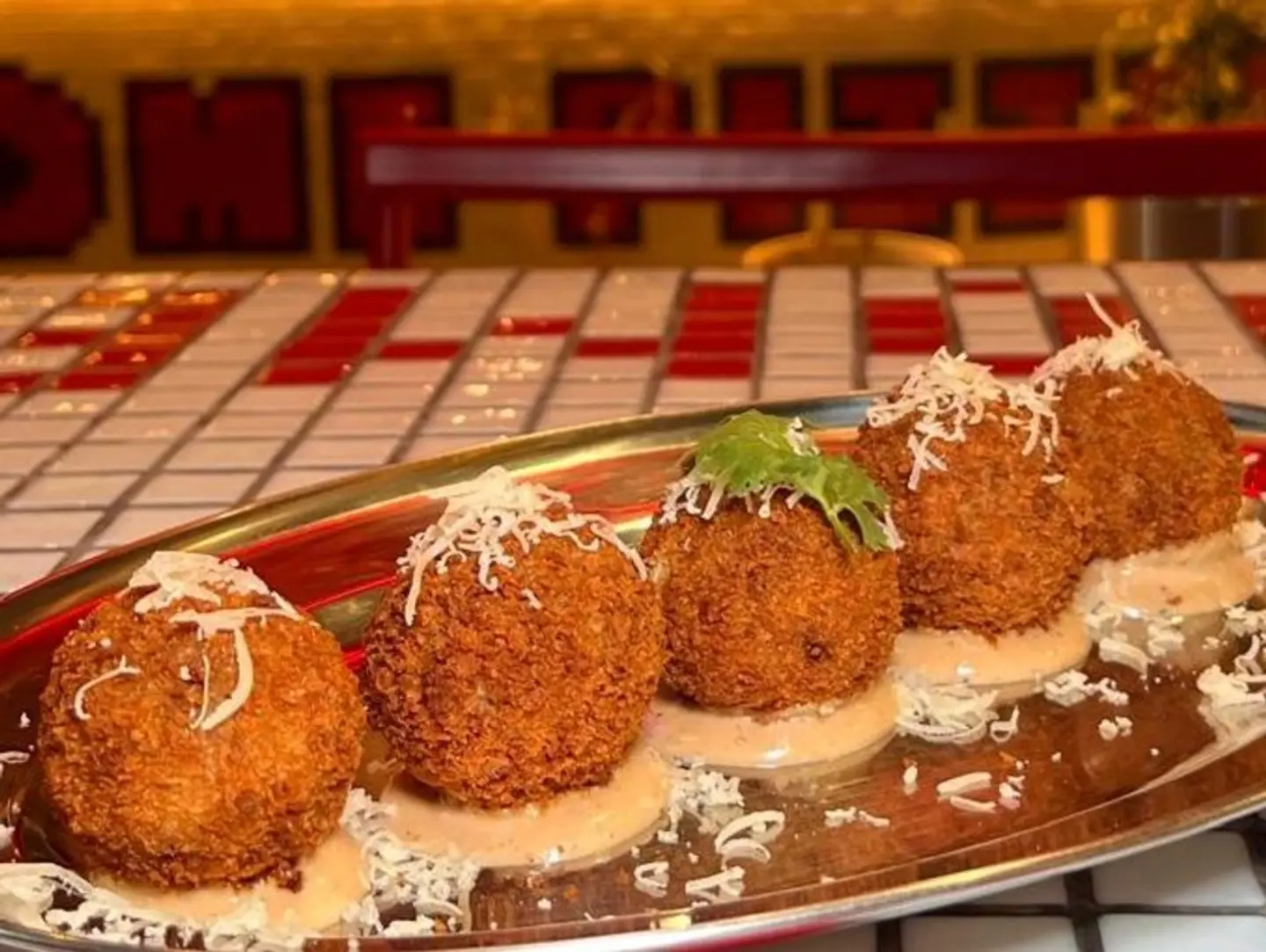 كرات الجبن بالبريسكيت