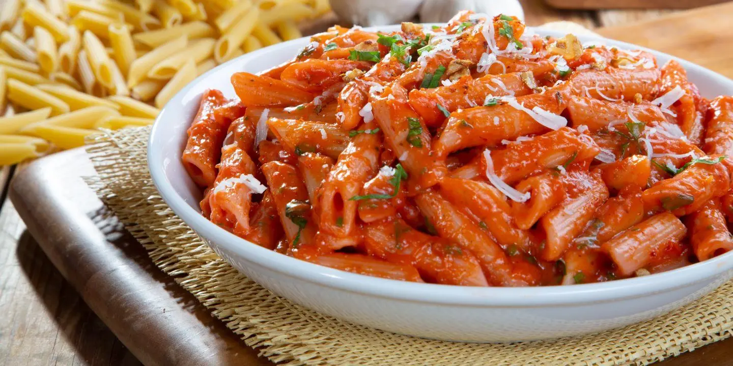 Red Chicken Pasta