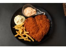 سمك دکا مع بطاطا مقلية