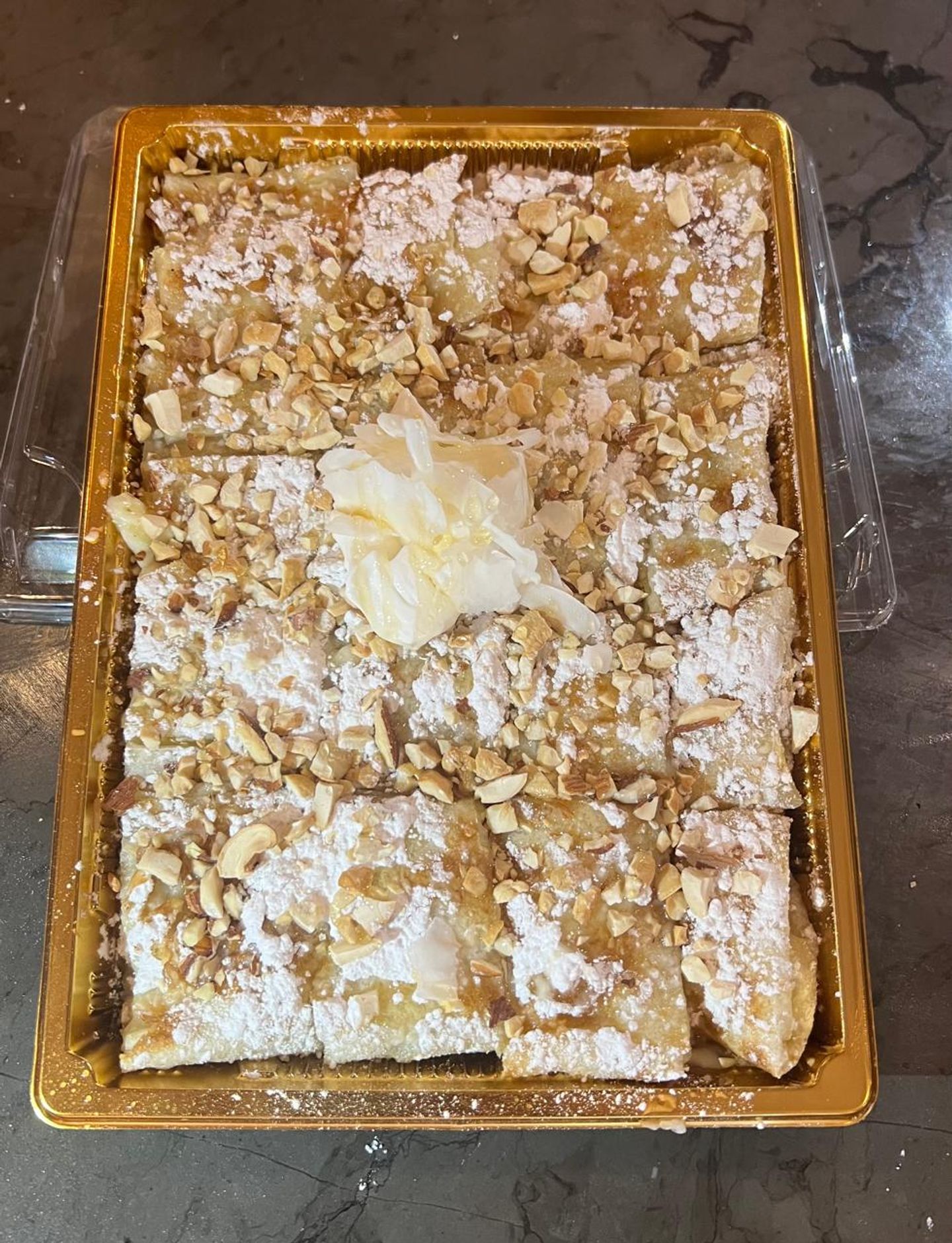 فطيرة مشلتت مكسرات