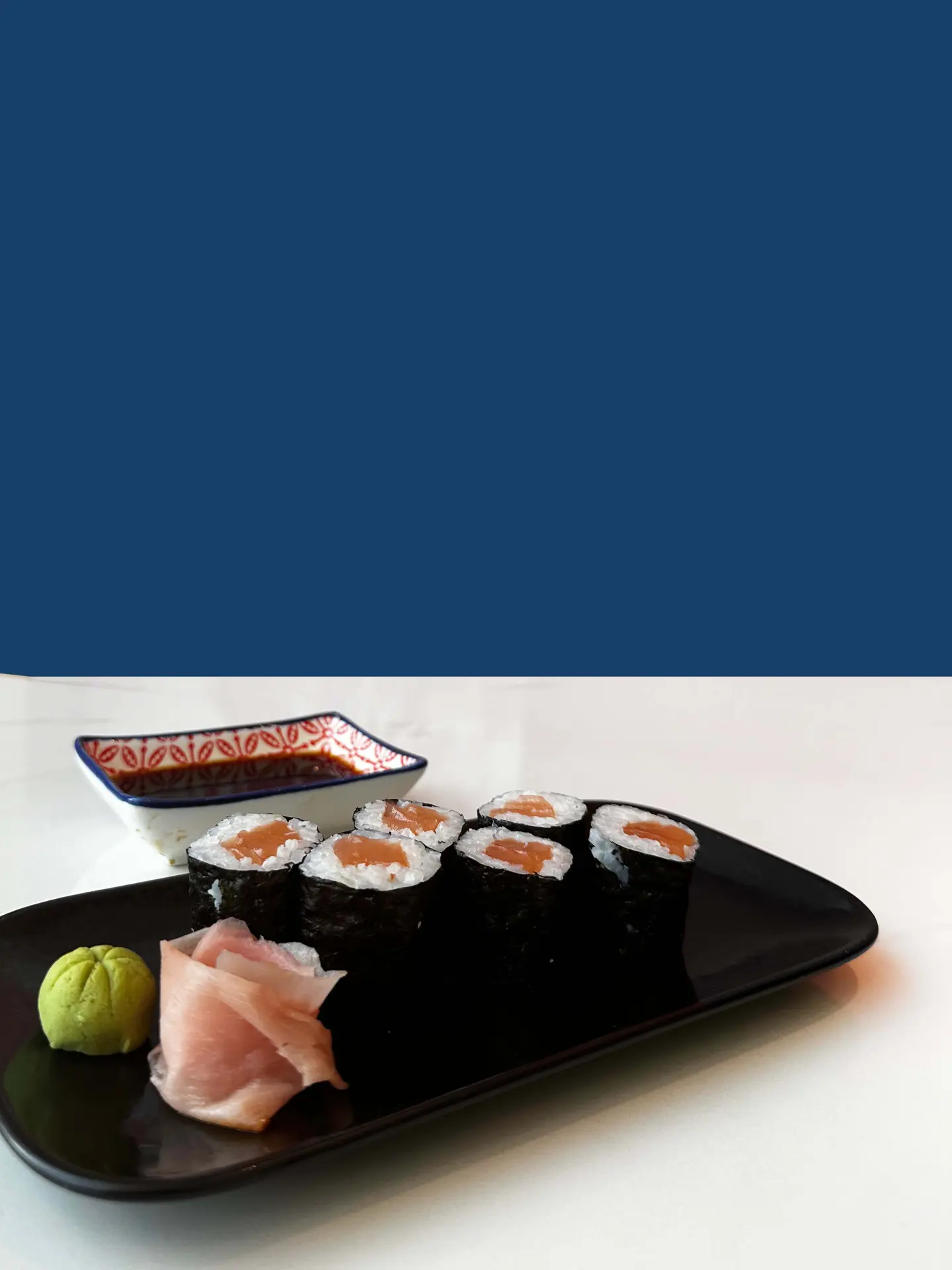 Salmon Classic Roll