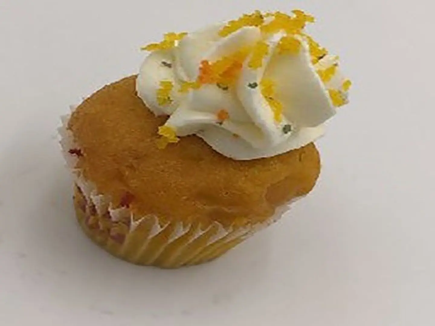 Yellow Cup Cake