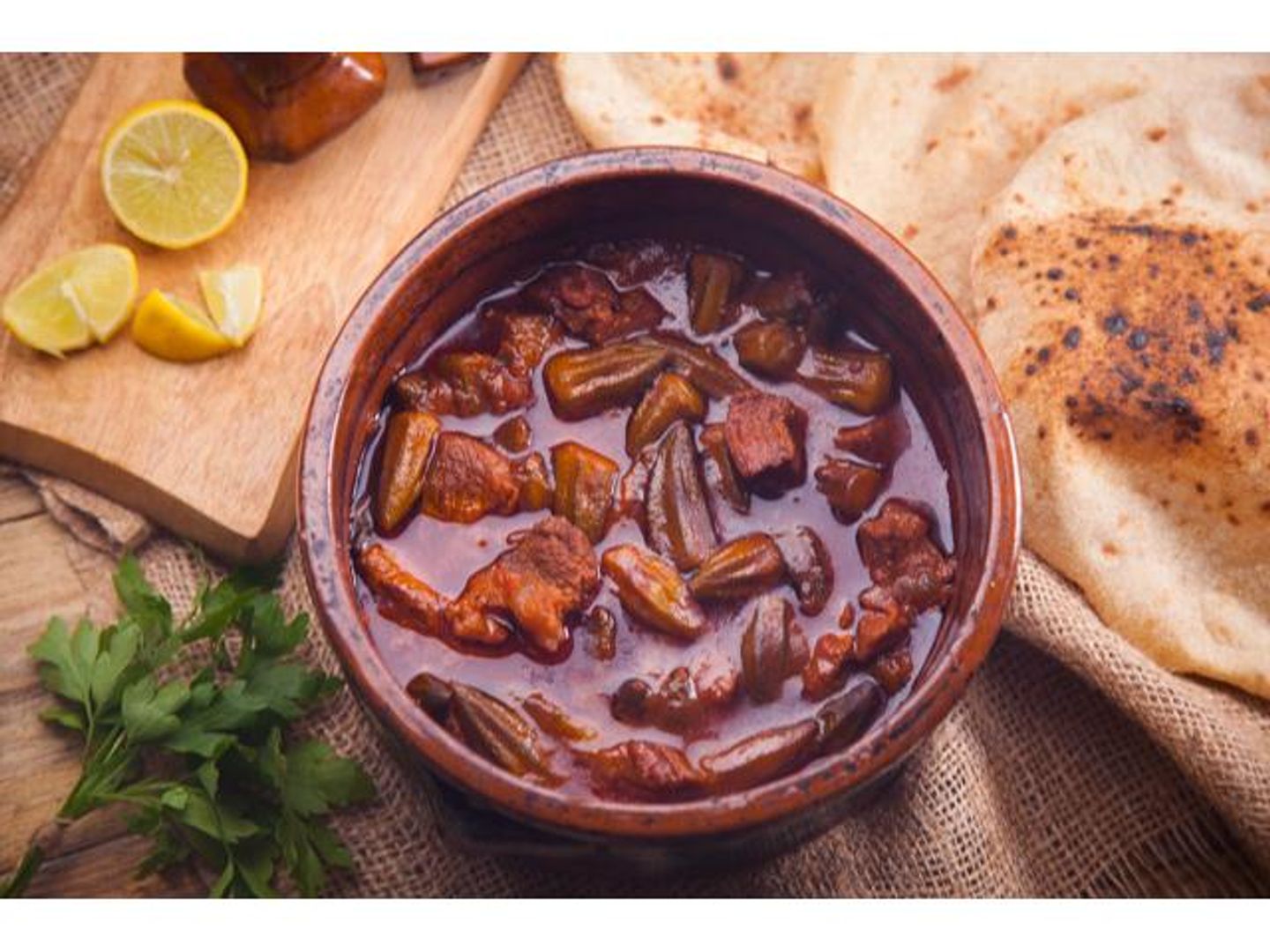 طاجن بامية باللحم
