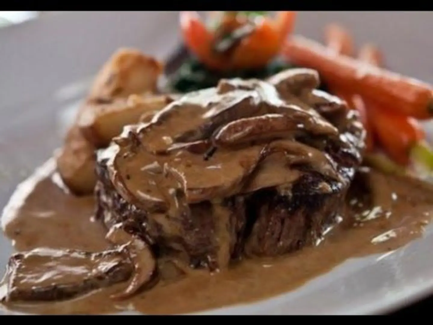 فيليه ستيك بصوص المشروم