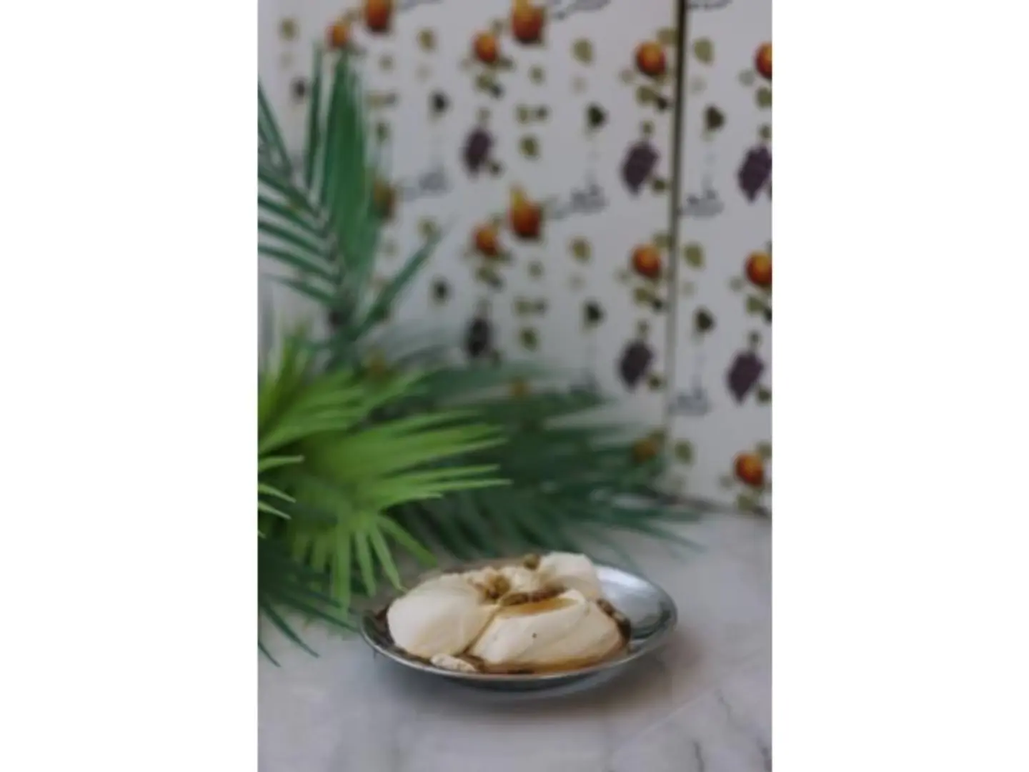 عسل و قشطة