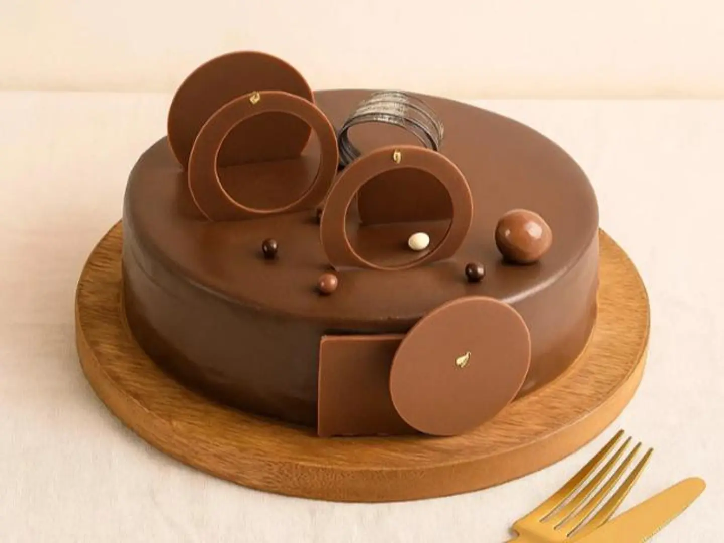 هدية كعكة فادج الشوكولاتة الفاخرة