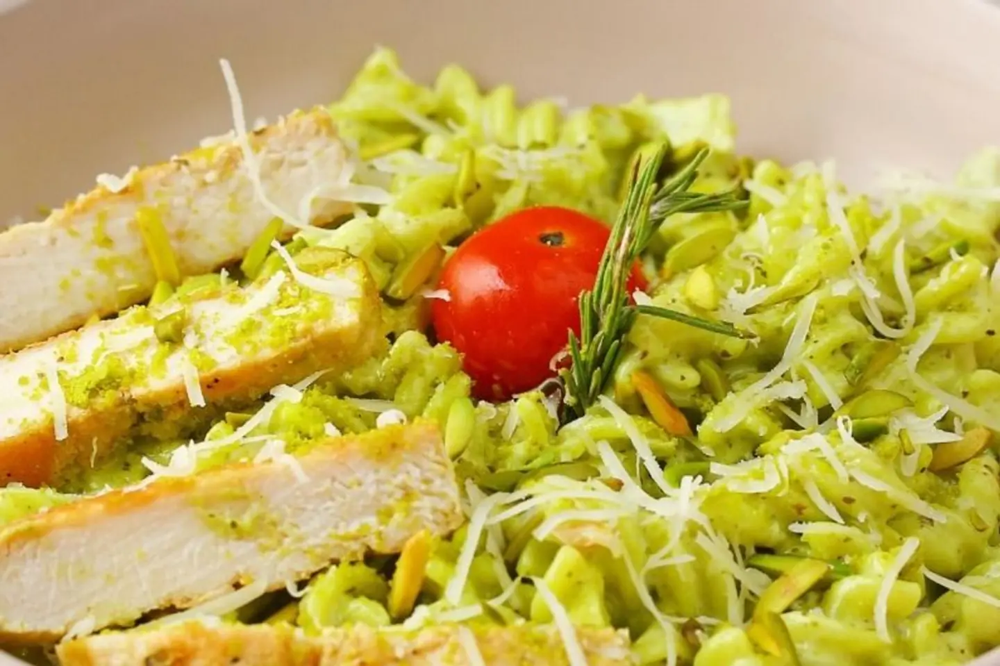 Pesto Pasta With Chicken