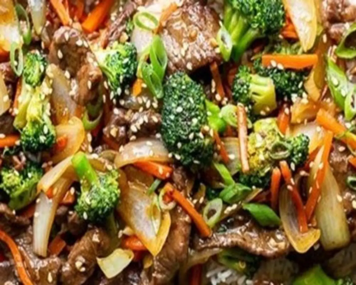 لحم مع بروكلي