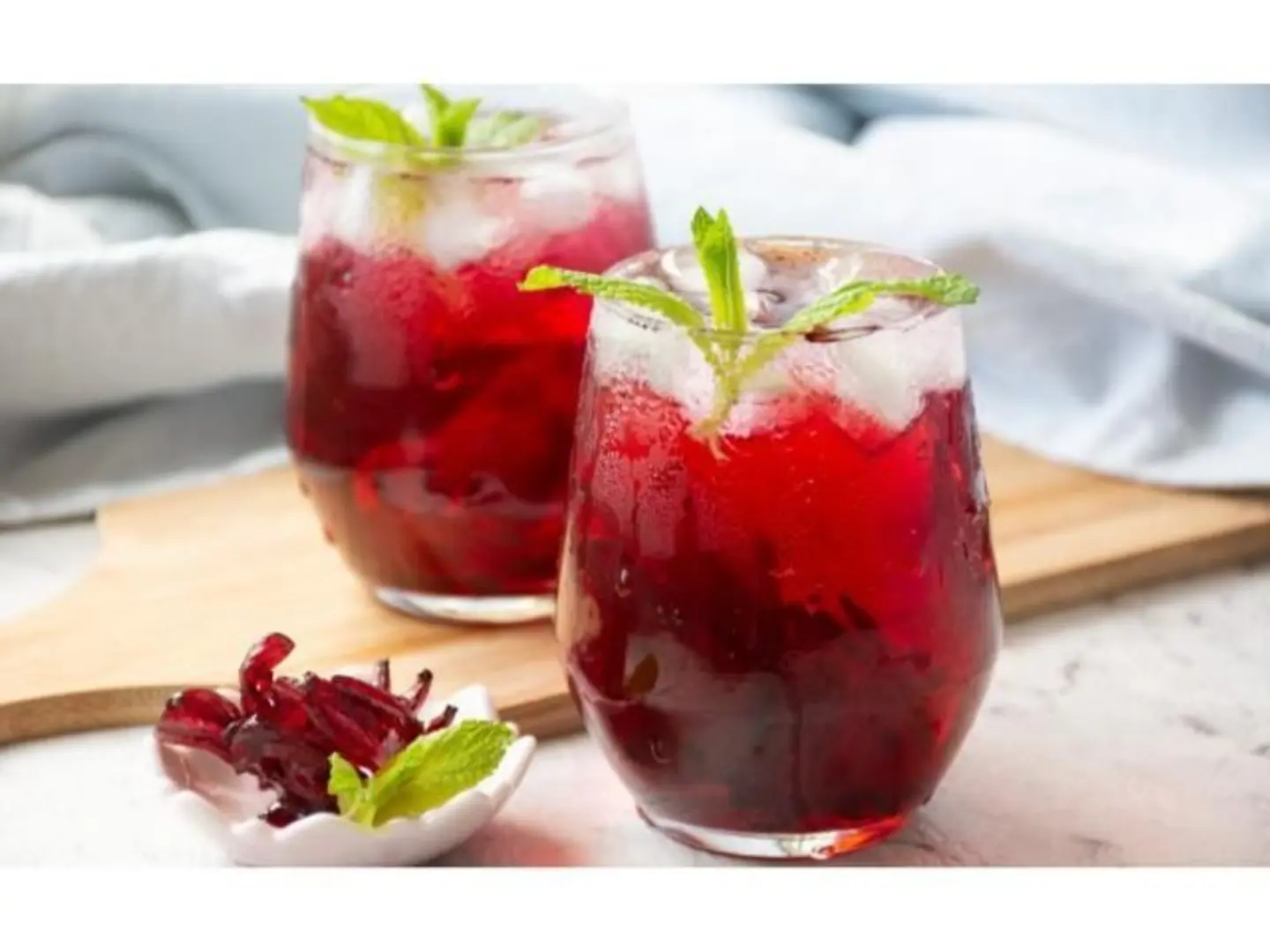 Iced Hibiscus With Lemon And Mint