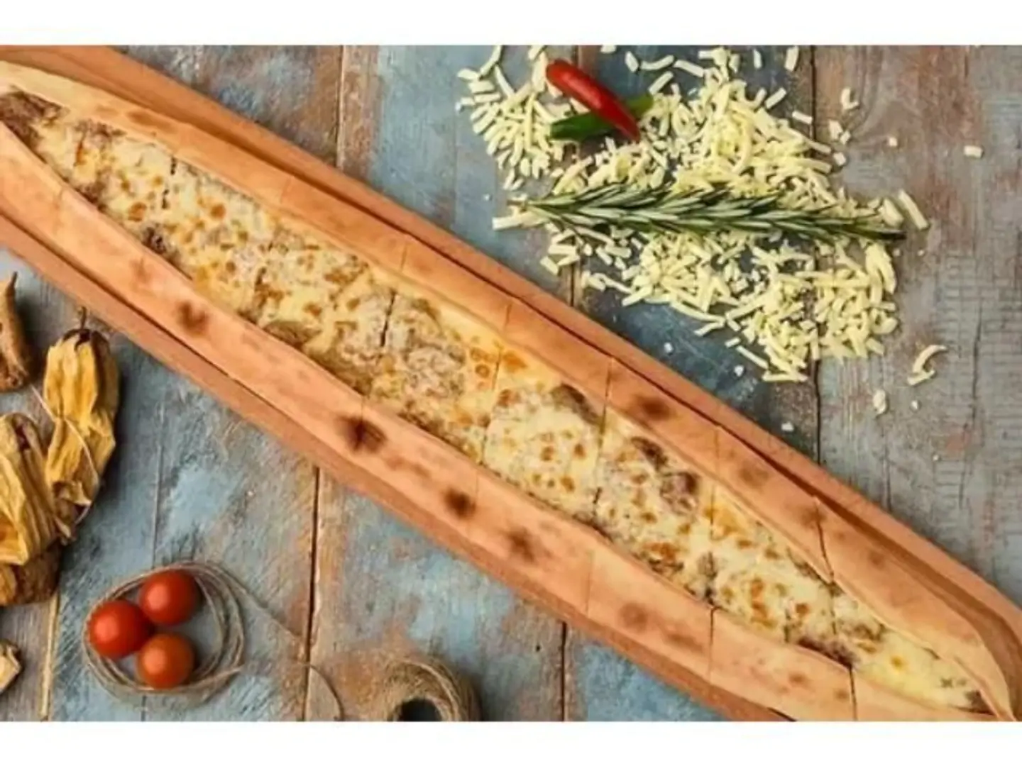 Cheese And Beef Pide