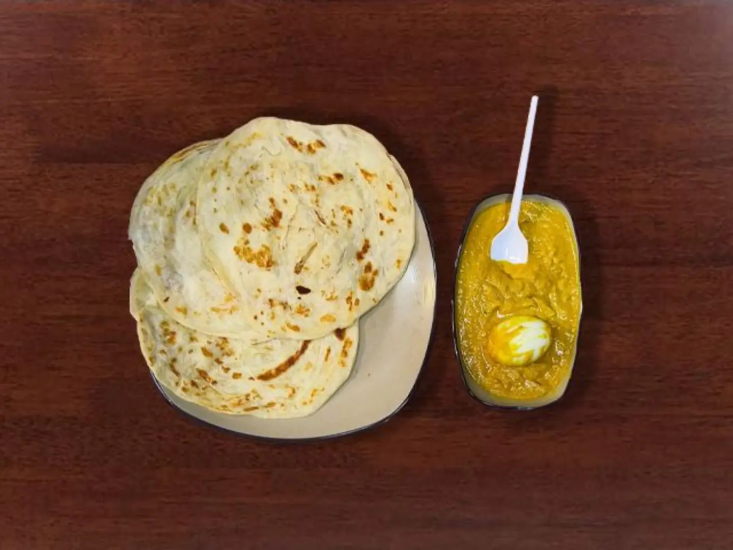 كاري بيض باروتا