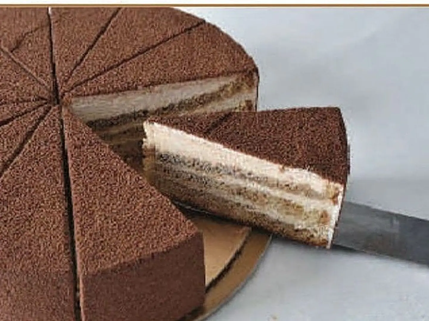 Tiramisu Cake