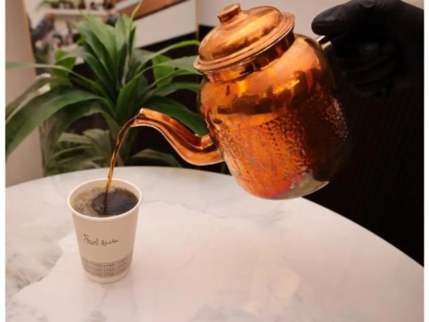 كوب ورق شاهي بخار