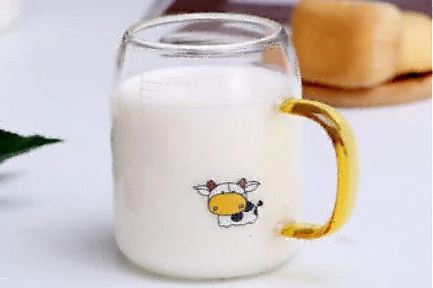 كاس حليب سادة