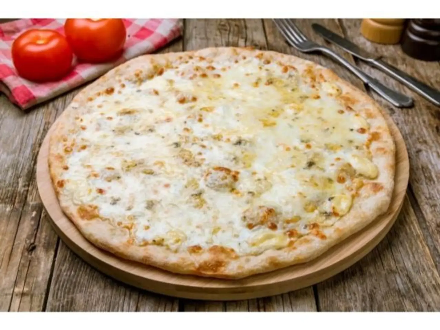 Cheese And Egg Pizza