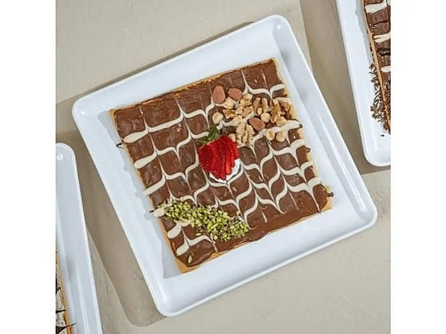 كريب نوتيلا مكسرات
