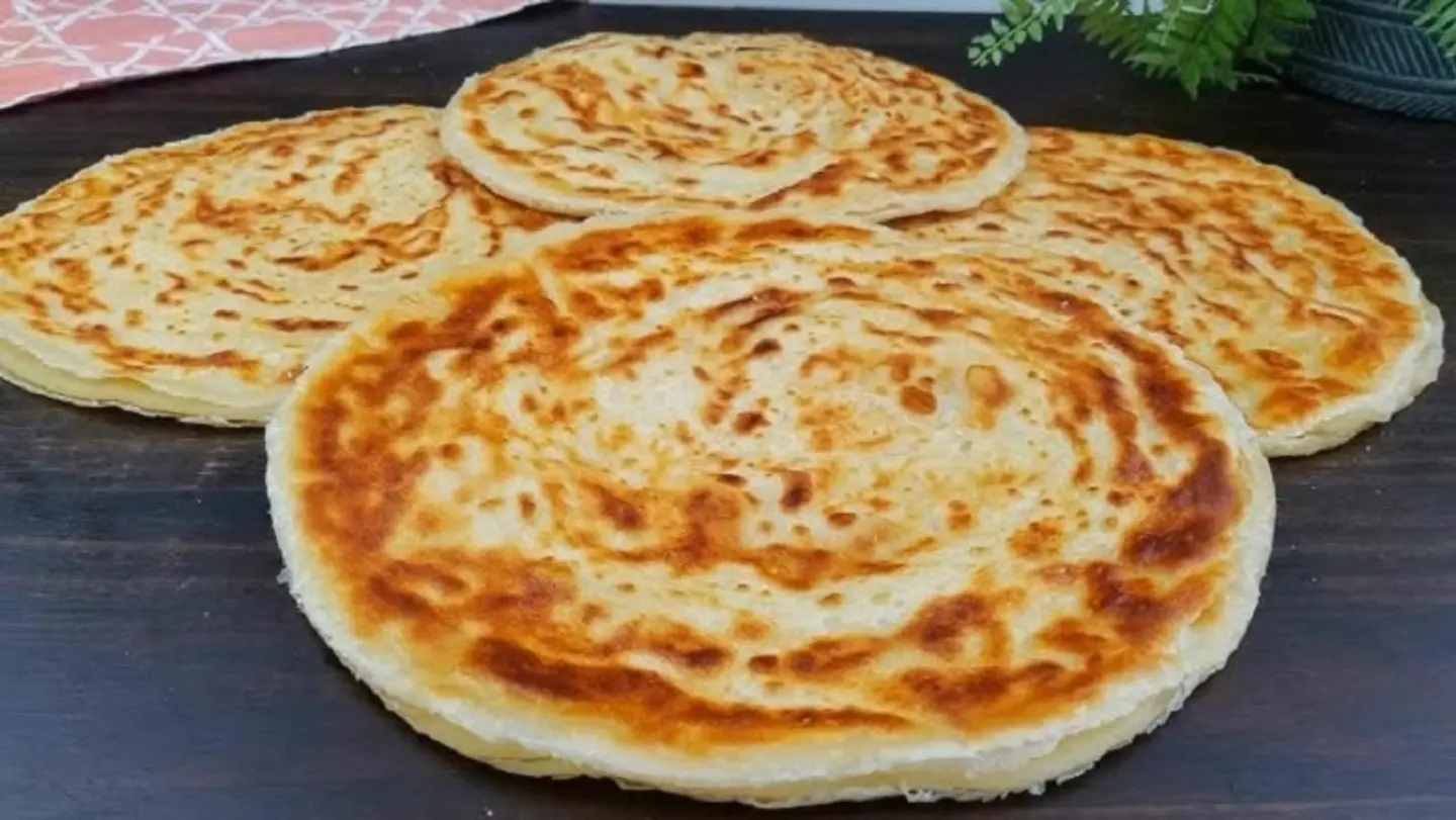 Double Malouh With Eggs